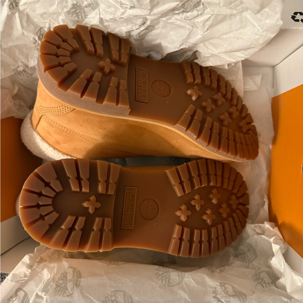 NWT — in box — 2023 Timberland Wmns 6 Inch Premium Boot 'Wheat Blue Fur Collar' - Picture 5 of 7